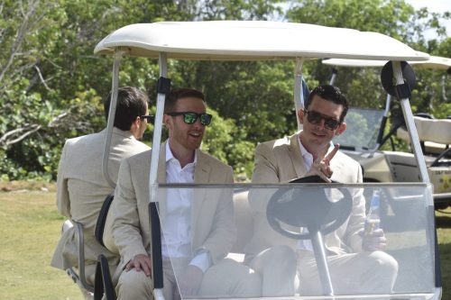 getting-ready-groomsmen
