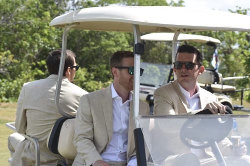 getting-ready-groomsmen