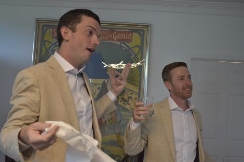 getting-ready-groomsmen