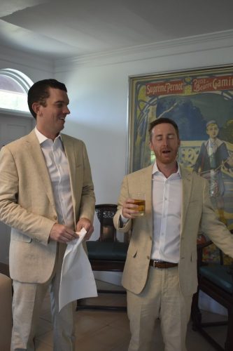 getting-ready-groomsmen