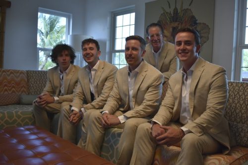 getting-ready-groomsmen