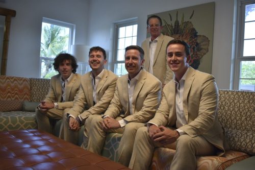 getting-ready-groomsmen