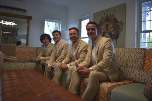 getting-ready-groomsmen