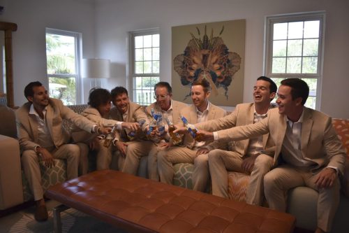 getting-ready-groomsmen1
