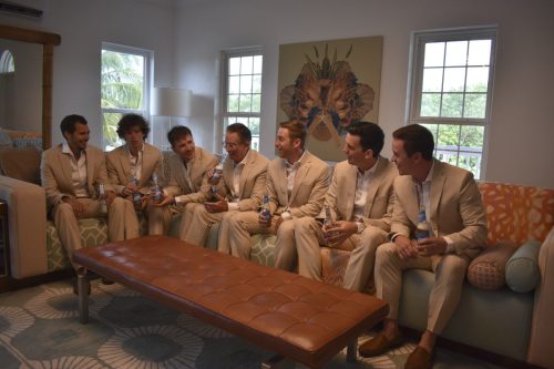 getting-ready-groomsmen