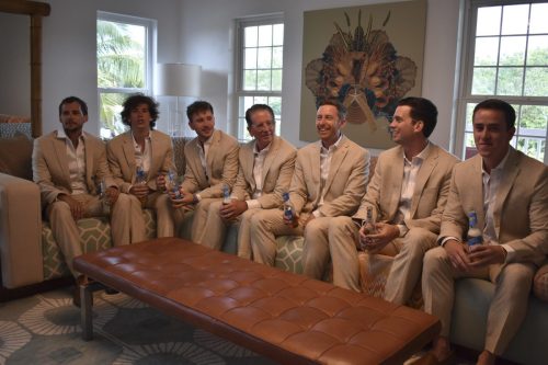 getting-ready-groomsmen