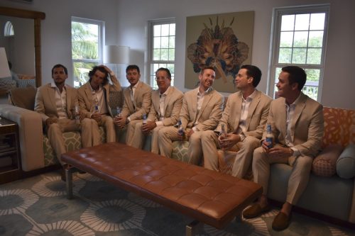 getting-ready-groomsmen